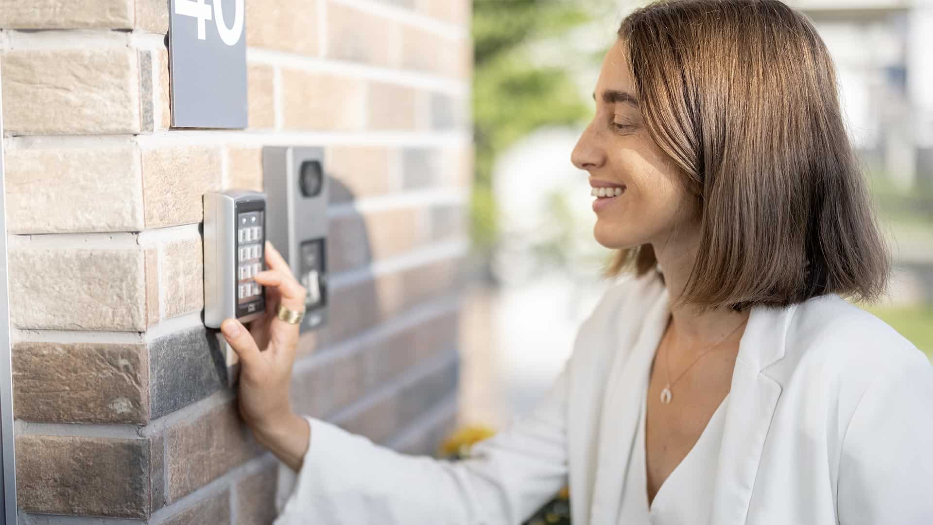 Dørtelefon med kamera